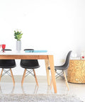 Set Mesa NORDIC + Sillas TOWER negro - Open Hogar