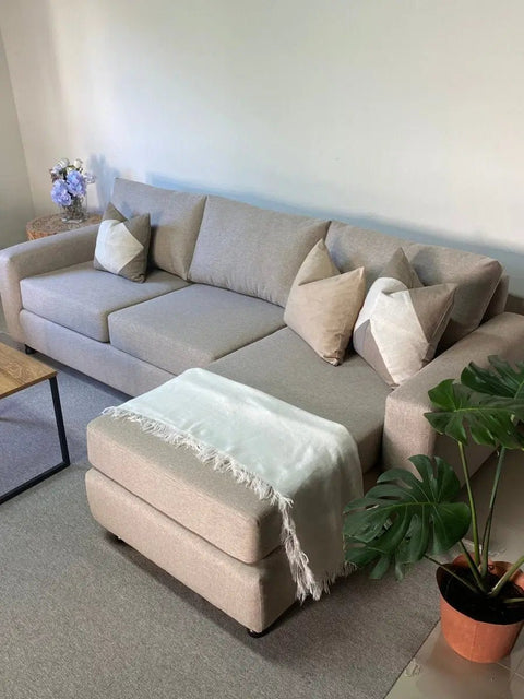 Sofá con chaise beige - Open Hogar