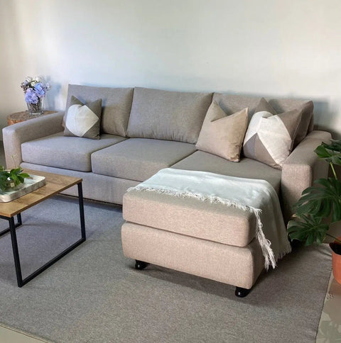 Sofá con chaise beige - Open Hogar